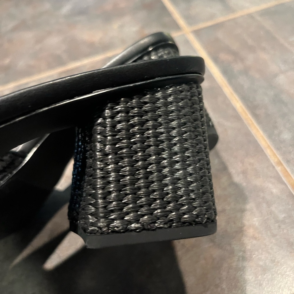 Black and Gold Women's Sandals - Picture 6 of 6
